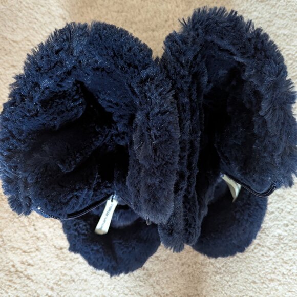 Bedroom Athletics Faux Fur Slipper- US size 7/8 - Picture 5 of 7